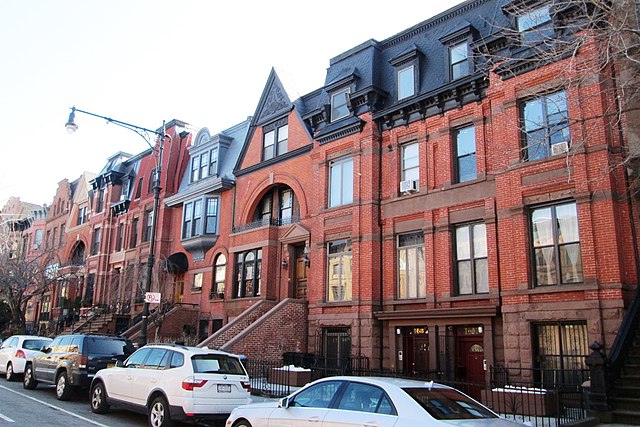 466-480_9th_Street_South_Slope_from_west